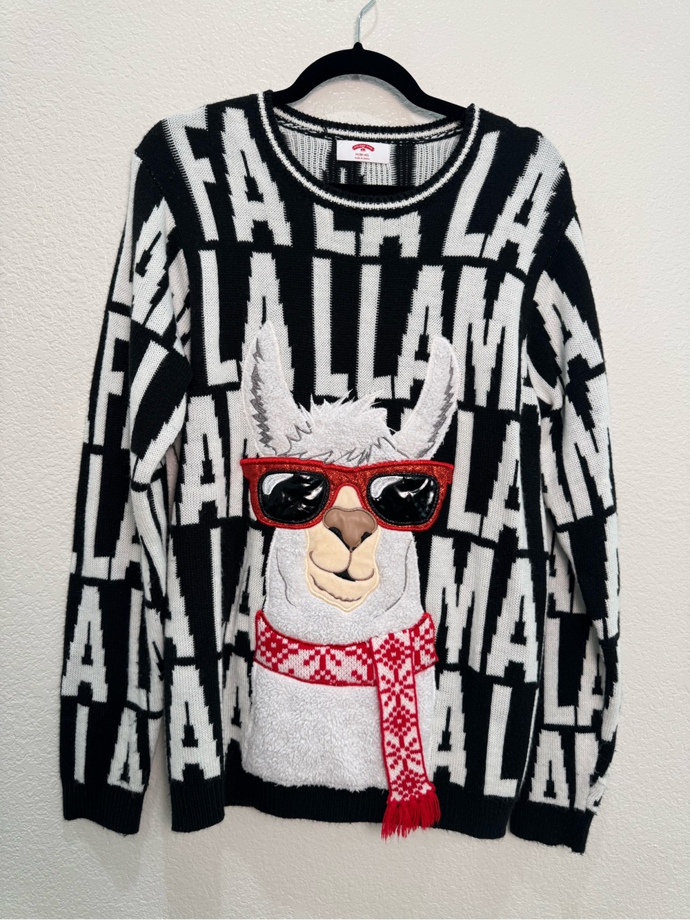 Holiday Time Llama Ugly Christmas Sweater Men’s Medium 3D Sunglasses Scarf